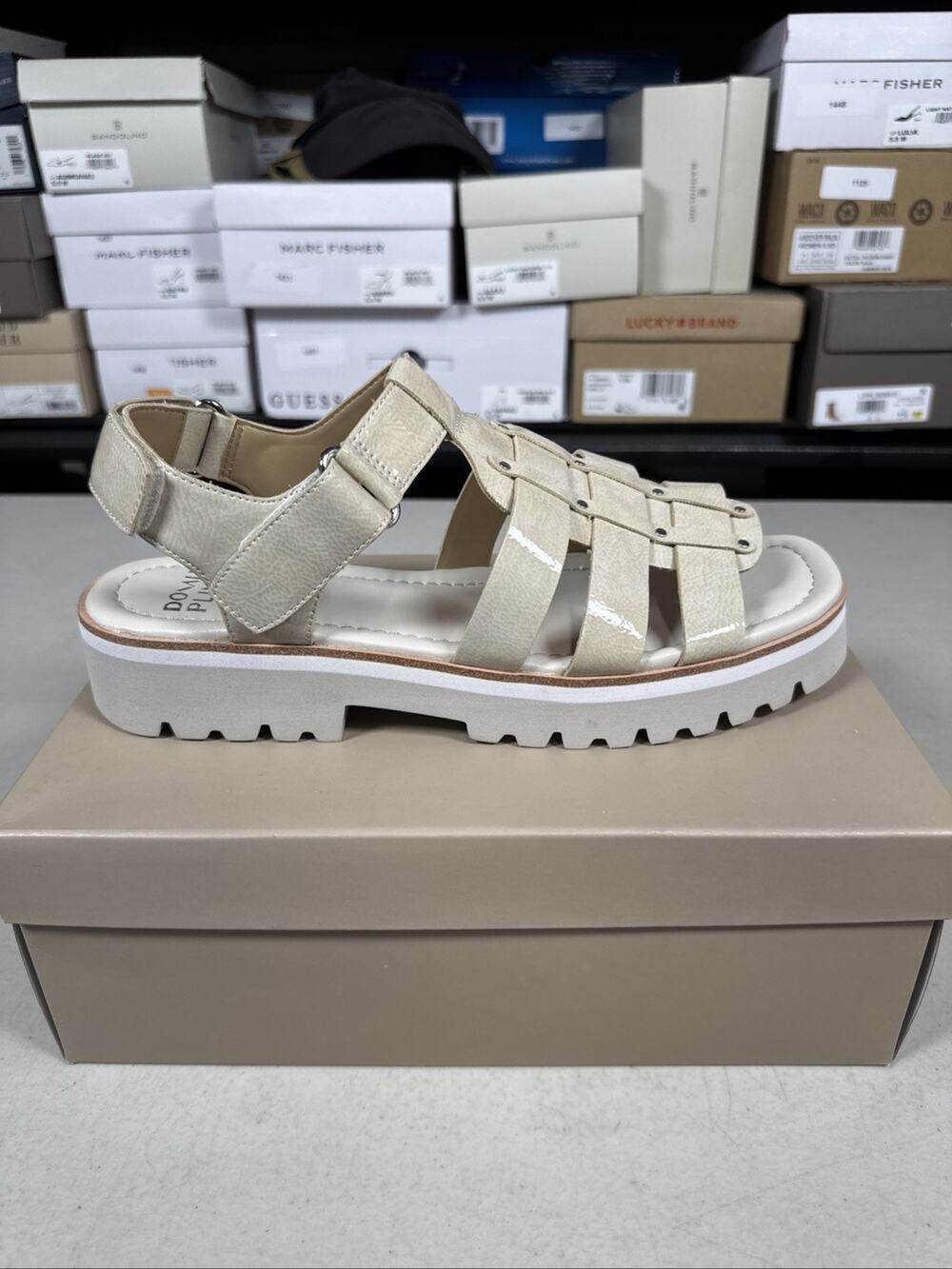 Women's 11 Donald Pliner PRYME Crinkle Patent, Foam